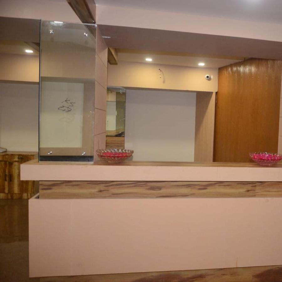 Hotel Poonam Rāipur Dış mekan fotoğraf