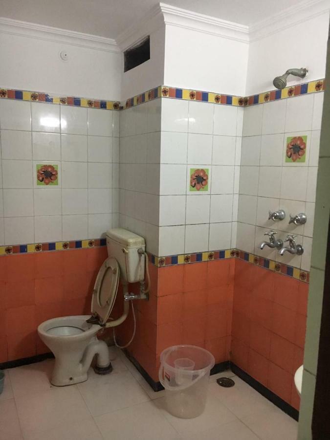 Hotel Poonam Rāipur Dış mekan fotoğraf